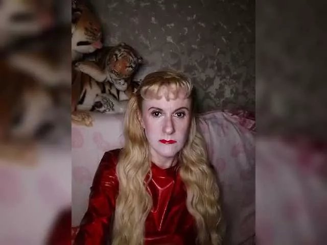 Offline Isabel-LM on BongaCams