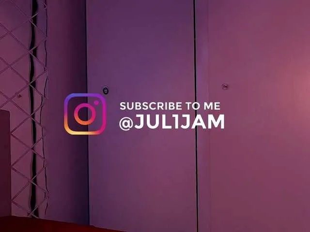 Offline juli-jam on BongaCams