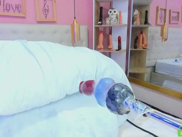 Offline julyannaa on BongaCams