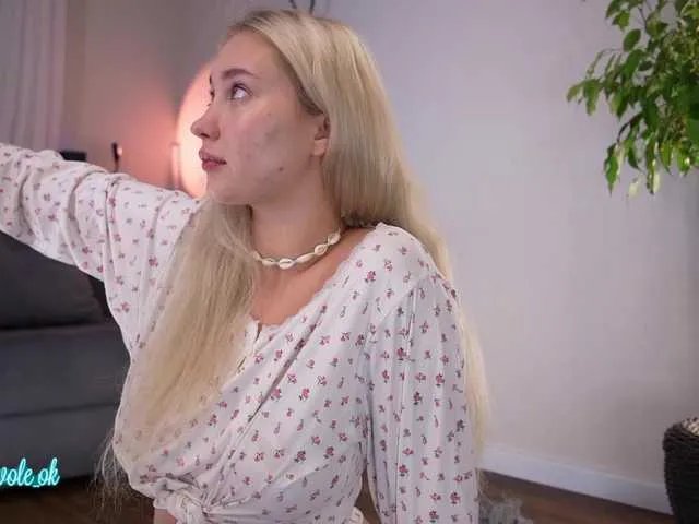 Offline kateline on BongaCams