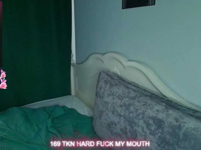 Offline katerine-Monroe on BongaCams