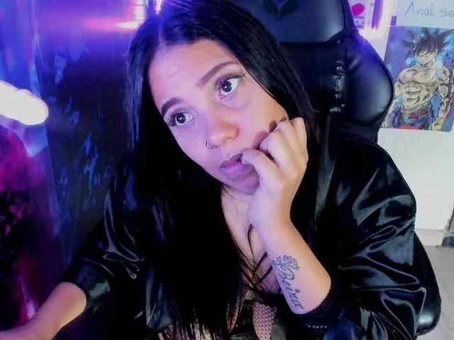 Offline KatrinaXX on BongaCams