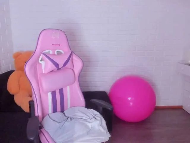 Offline KatrinaXX on BongaCams