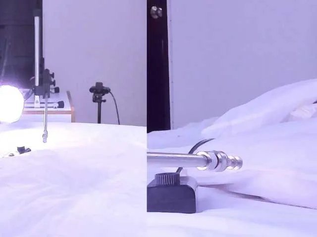 Offline Kinky-cloe on BongaCams