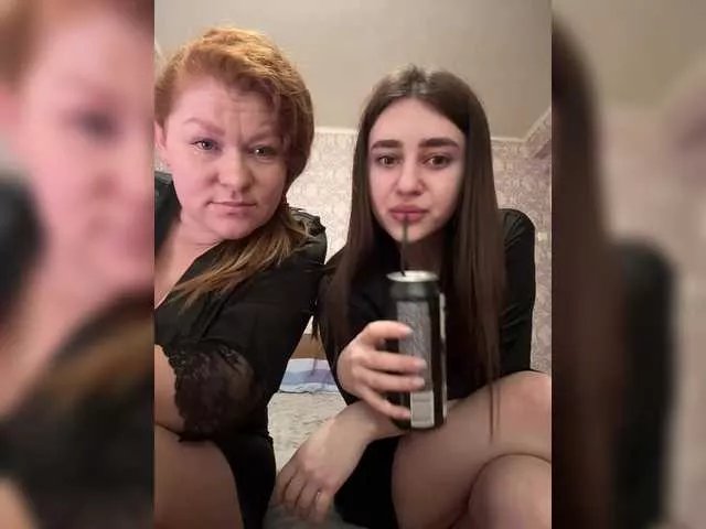 Offline KiraaVika on BongaCams