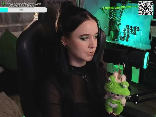 Offline KiraLiLime on BongaCams