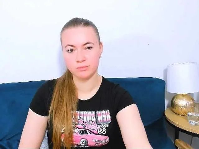 Offline LeaSexy on BongaCams