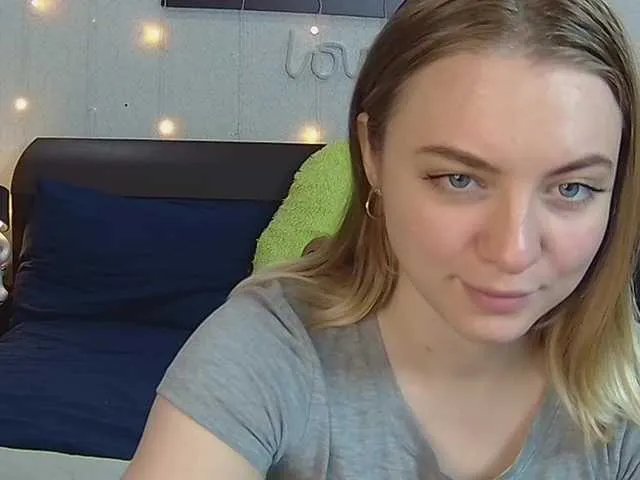Offline LinkaMalinka on BongaCams