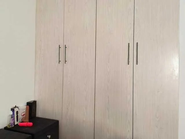 Offline Little-Freak on BongaCams