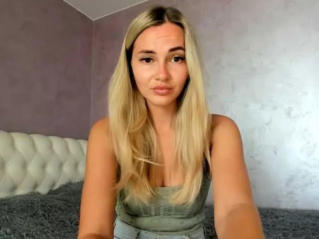 Offline LovelyRose on BongaCams