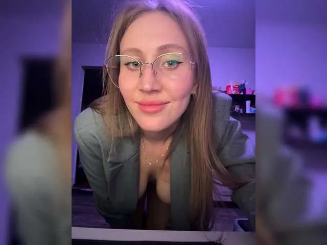 Offline LoveStream69 on BongaCams