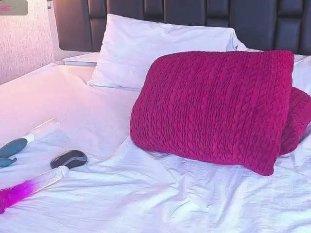 Freechat LUNASWEET-VC on BongaCams