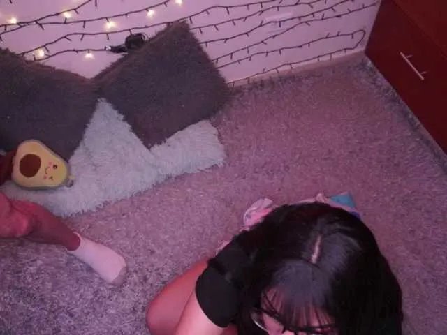 Offline MaddisRock on BongaCams