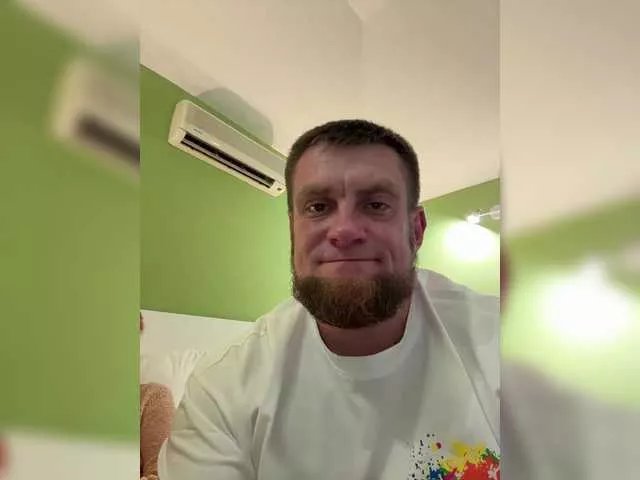 Offline MarAlex on BongaCams