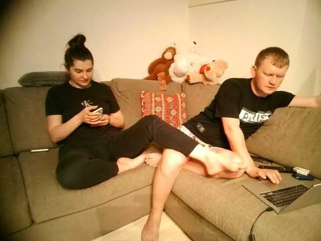 Offline mask-on-me on BongaCams