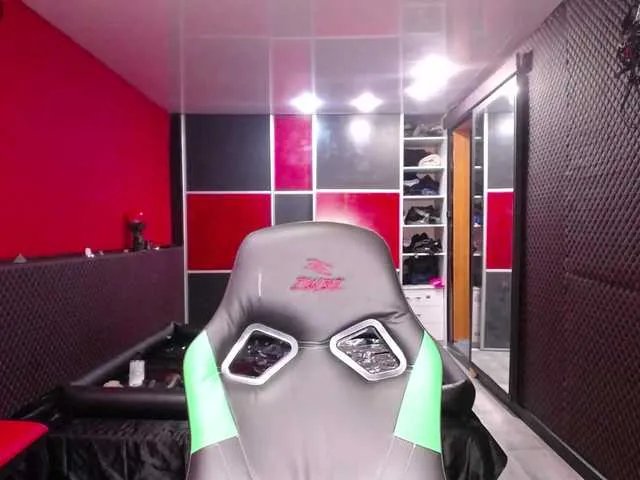 Offline MasterAndMargarita on BongaCams