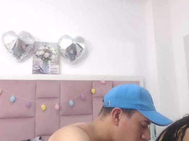 Offline Michaelandscarlett11 on BongaCams