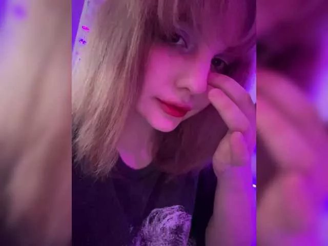 Offline Molly-and-Ewa on BongaCams