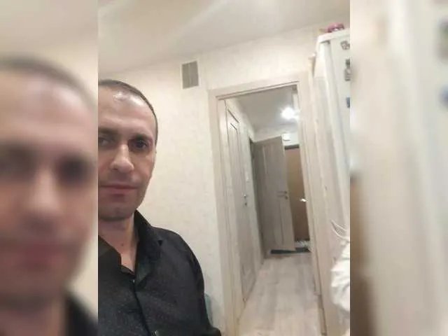 Offline MollyDave on BongaCams