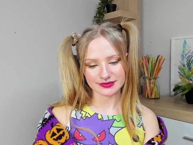 Offline NancyErotic on BongaCams