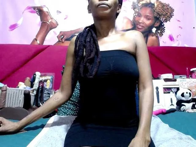 Freechat Ntombie on BongaCams