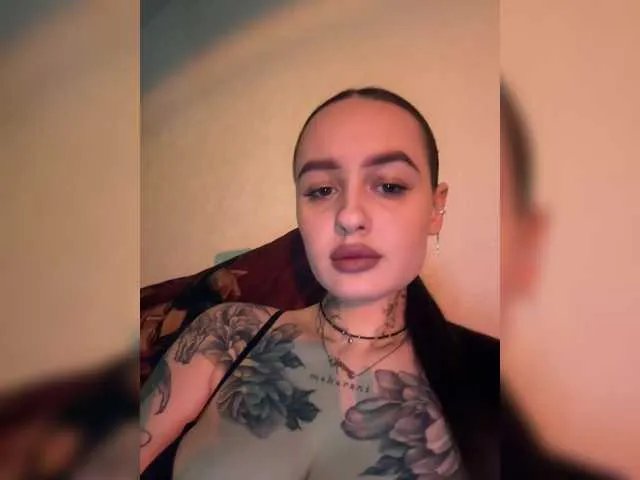 Offline OriginalHOOLi on BongaCams