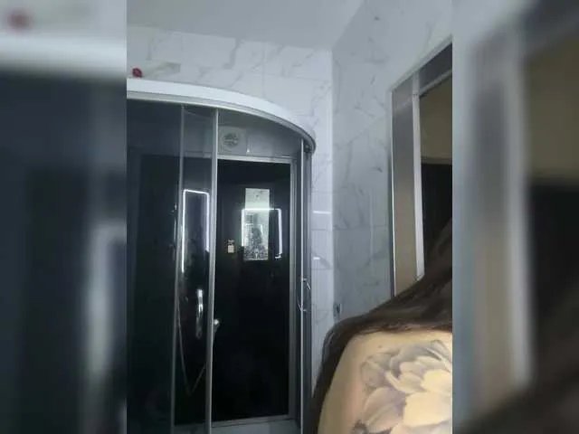 Offline OriginalHOOLi on BongaCams