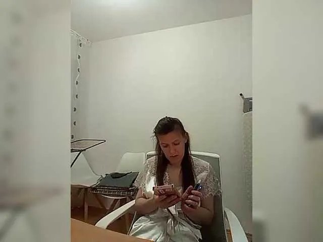 Offline P-A-N-I-K-A on BongaCams