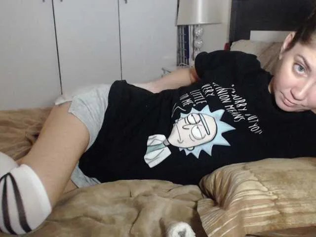 Offline petitedanielle on BongaCams