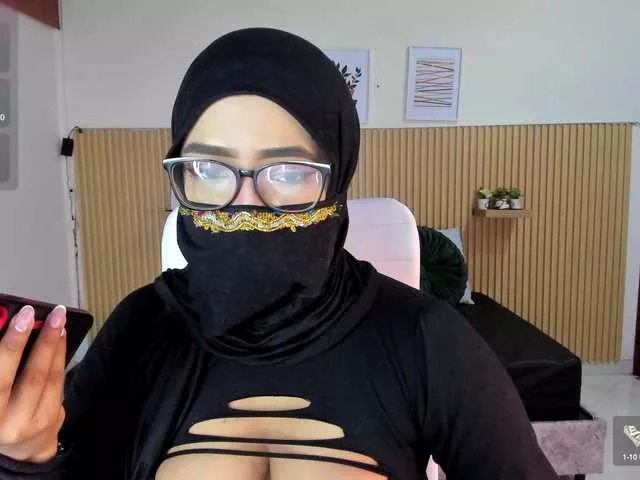 sasha-anaan on BongaCams 