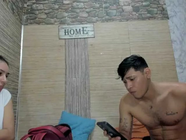 Freechat sexxlovexx on BongaCams