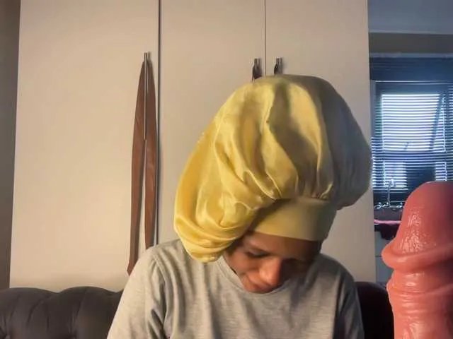 Offline Sexybaddie on BongaCams