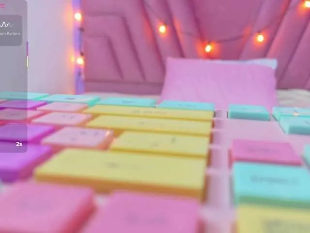 Freechat skinnyprinces on BongaCams