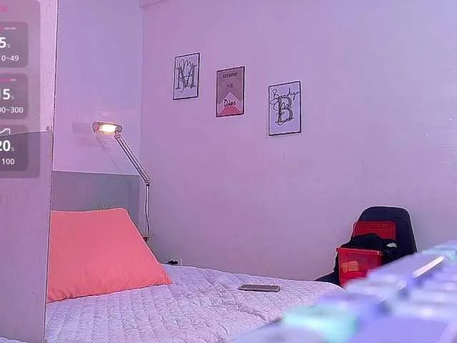 Freechat skinnyprinces on BongaCams