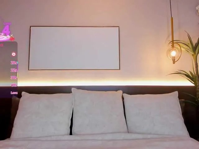 Offline SolAvelar on BongaCams