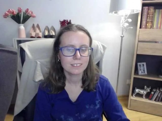 Offline sparkleLizzy on BongaCams