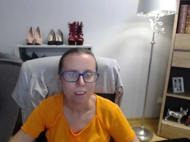 Offline sparkleLizzy on BongaCams