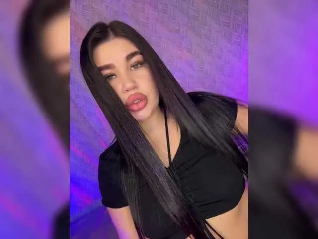 Freechat suchka-black- on BongaCams