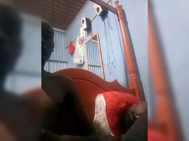 Offline Texillo1 on BongaCams