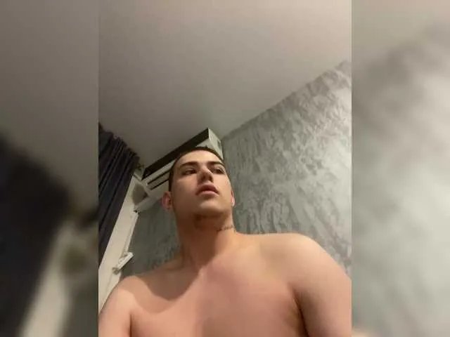 Offline TUYA2 on BongaCams