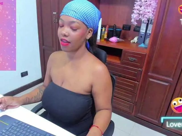 Offline ValkiriaContee on BongaCams