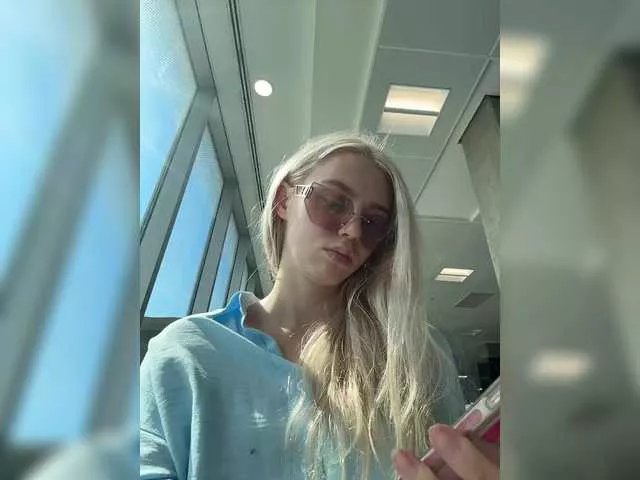 Offline VibroMashulka on BongaCams