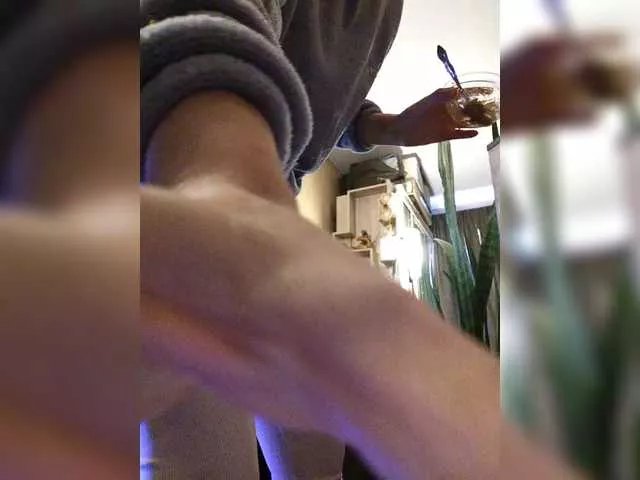 Offline Viktory777 on BongaCams