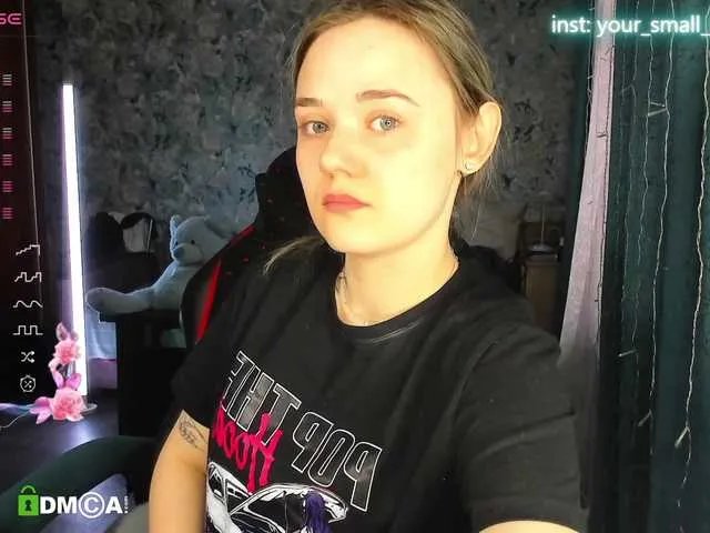 Offline your-small-bunny on BongaCams