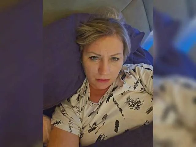 Offline YourWitcher on BongaCams