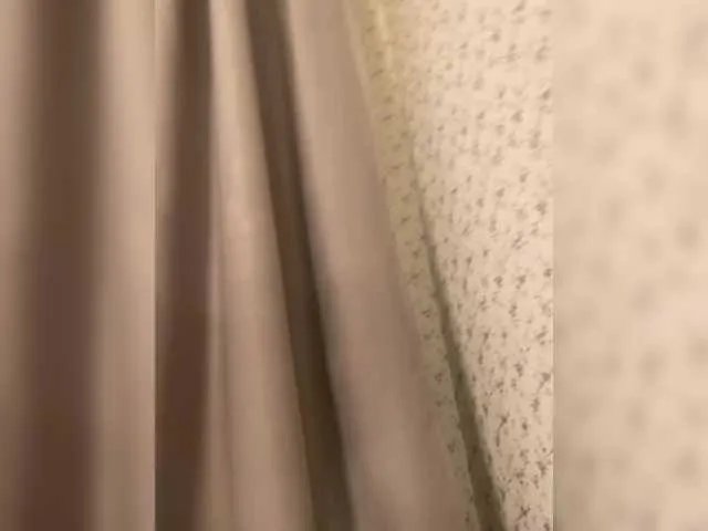 Offline YuGoVi on BongaCams