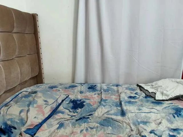 Offline Zafiro77 on BongaCams