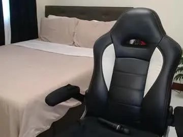 Freechat _ashley27 on Chaturbate