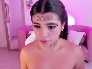 Away _mia_blue_18_ on Chaturbate