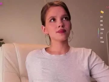 Group adalyn_glow on Chaturbate